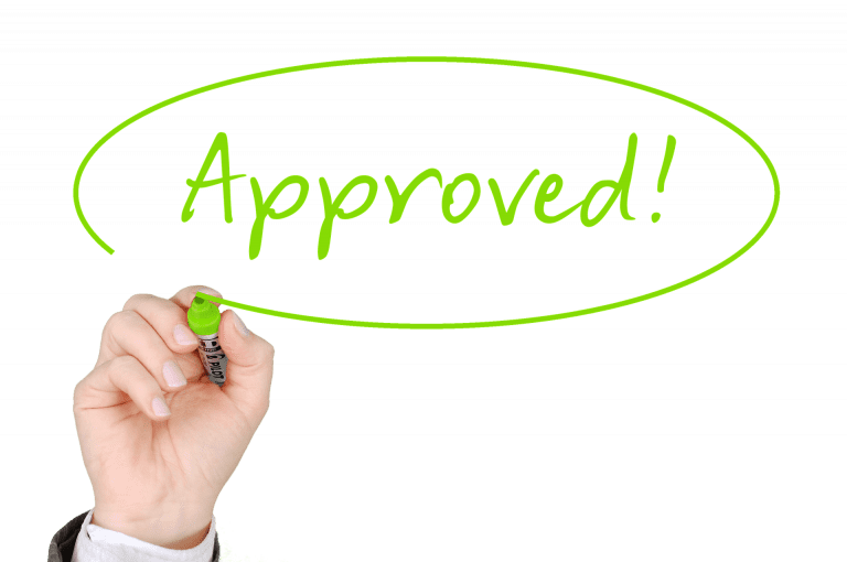 U travnju nastavljen snažan rast kredita poduzećima