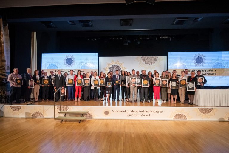 Dodijeljene nagrade Suncokret ruralnog turizma Hrvatske 2021.