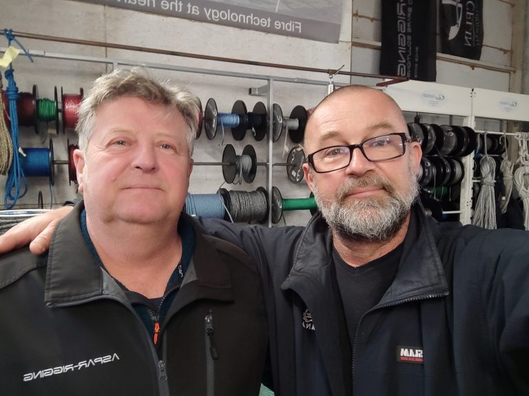 Nakon plovidbe svijetom, dva prijatelja zaplovila i obrtničkim vodama