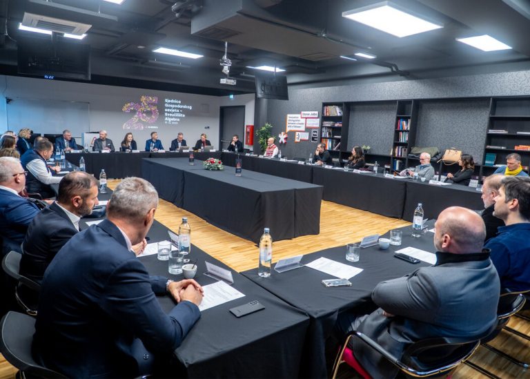 Algebra na svoj 25. rođendan dovršila proces akreditacije i postala Sveučilište