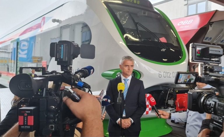 KONČAR na sajmu InnoTrans 2024. u Berlinu predstavio najnovije iskorake u segmentu urbane mobilnosti – baterijski i mjerni vlak