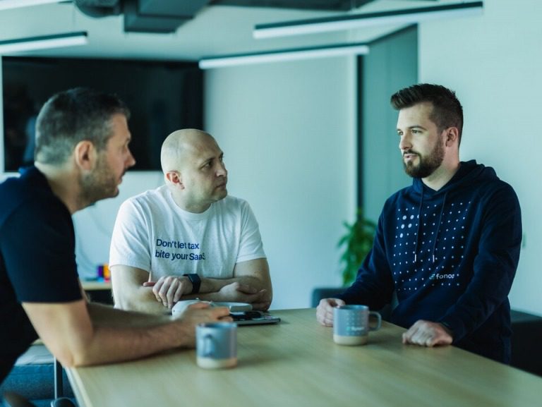 Novo priznanje: Fonoa treću godinu zaredom uvrštena u Accel Euroscape Top 100 listu