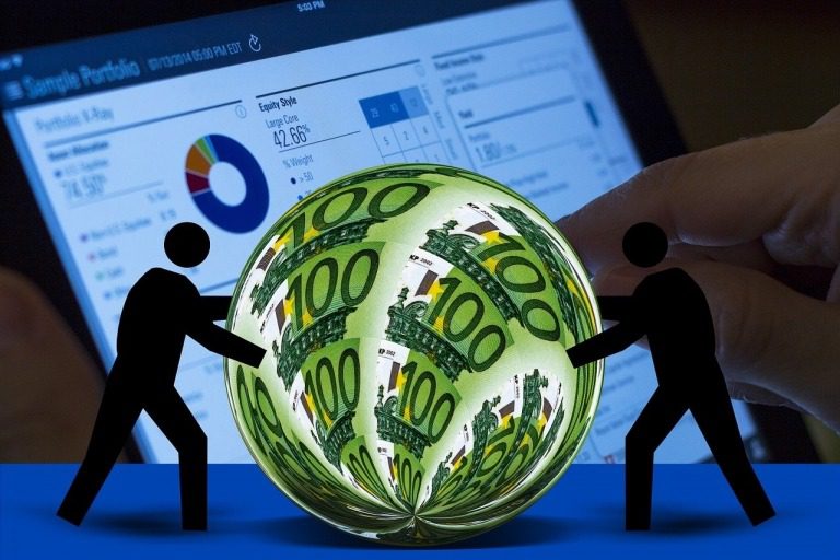 Neizvršena plaćanja poslovnih subjekata gotovo 924 milijuna eura, potrošača 4 milijarde eura