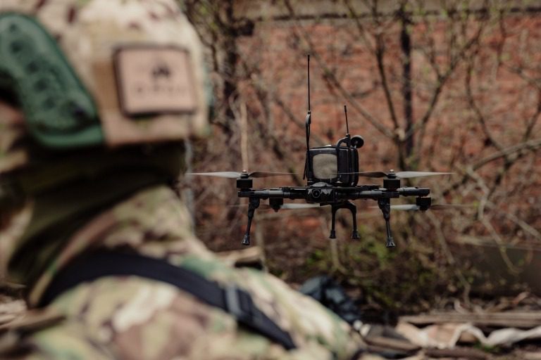 Orqa novim Globalnim programom distribuirane proizvodnje povećava kapacitet na milijun dronova godišnje