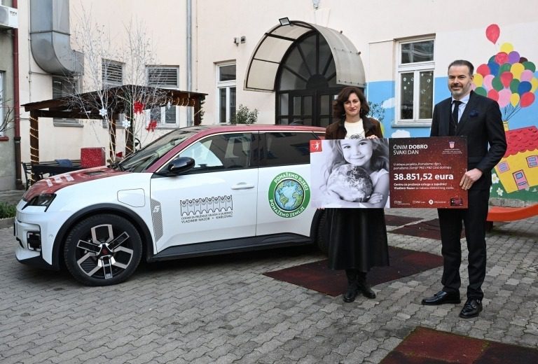 PBZ grupa donirala gotovo 40.000 eura Centru za pružanje usluga u zajednici Vladimir Nazor iz Karlovca