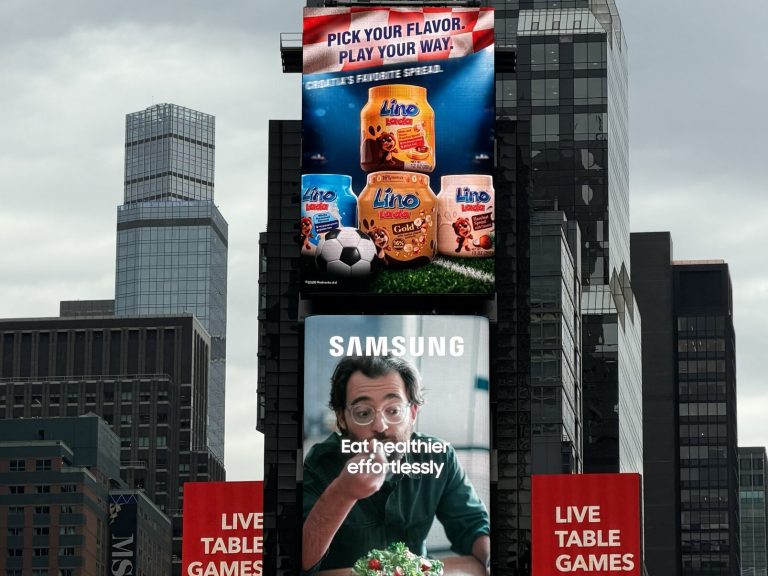 Navijačka Lino Lada među globalnim brendovima na Times Squareu
